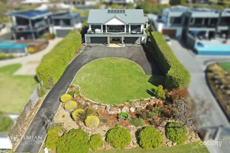 Property photo of 4 Thames Place Mount Martha VIC 3934