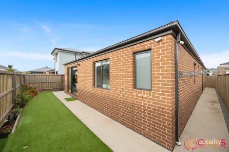 Property photo of 10 Amara Street Tarneit VIC 3029