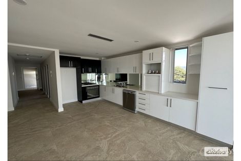 3/32 Bourke St, North Wollongong, NSW 2500