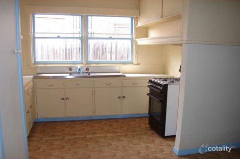 Property photo of 8 Gallipoli Parade Pascoe Vale South VIC 3044