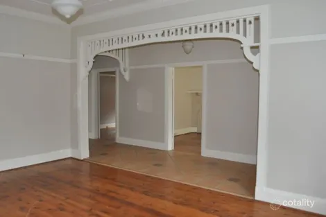 Property photo of 205 Stewart Street Bathurst NSW 2795