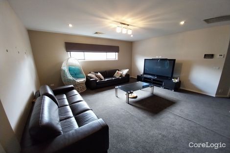 Property photo of 16 Suncroft Drive Lalor VIC 3075