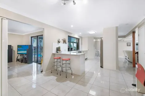 Property photo of 28 Camelot Crescent Hollywell QLD 4216
