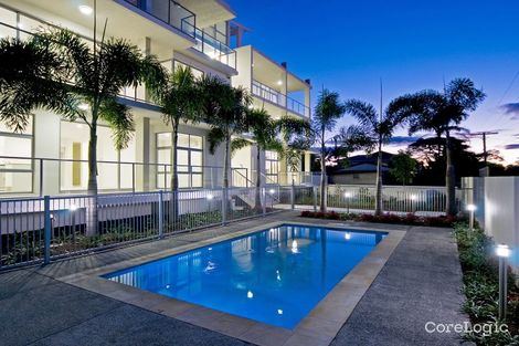 Property photo of 1/8-10 Victor Avenue Paradise Point QLD 4216