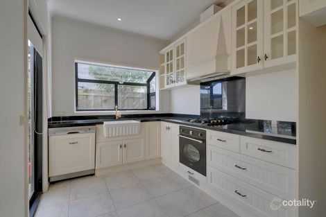 Property photo of 1/1 Hedges Avenue Traralgon VIC 3844