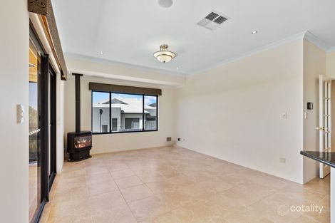 Property photo of 13 Armstrong Street Halls Head WA 6210