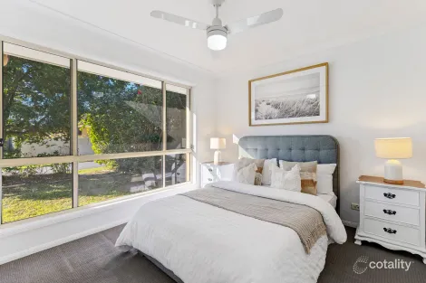Property photo of 16 Apsley Crescent Parkinson QLD 4115