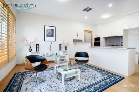 Property photo of 4 Elmwood Circuit Wodonga VIC 3690