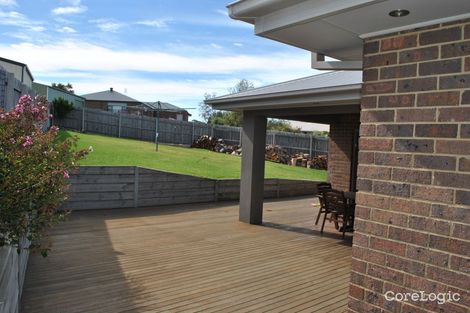 Property photo of 10 Westbury Way Lakes Entrance VIC 3909