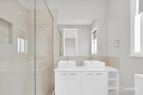 16 Scandia Dr, Mickleham, VIC 3064