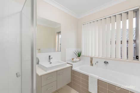 Property photo of 24 Avondale Drive Pimpama QLD 4209