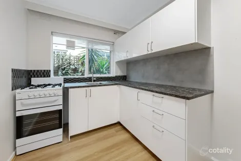 Property photo of 2/11 Sydney Street Murrumbeena VIC 3163