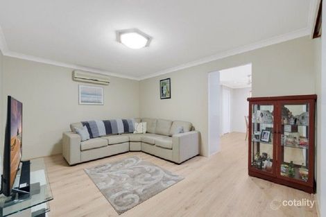 Property photo of 30 Clennam Avenue Ambarvale NSW 2560