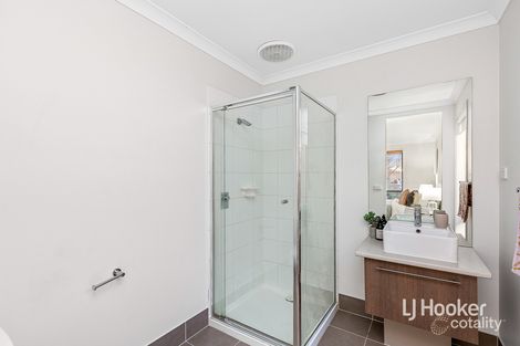 Property photo of 10 Trigg Way Point Cook VIC 3030