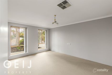 Property photo of 16 Mapstone Gardens Murdoch WA 6150