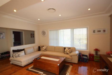 Property photo of 30 Doris Street Picnic Point NSW 2213