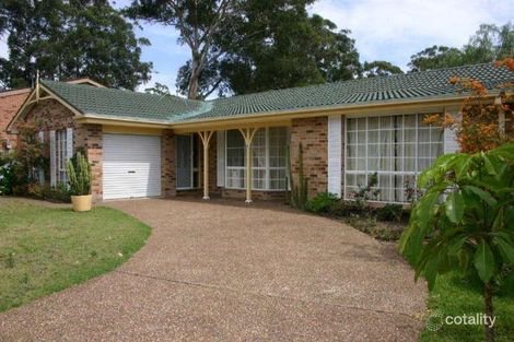 8 Greenlee St, Green Point, NSW 2251