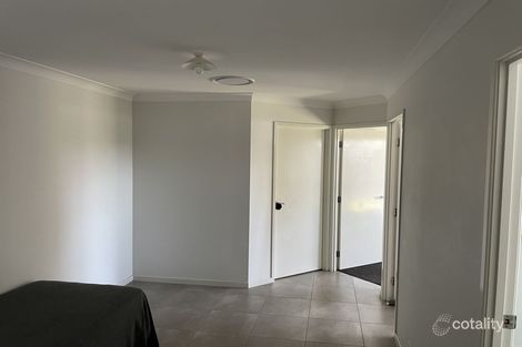 Property photo of 16 Principal Place Jones Hill QLD 4570