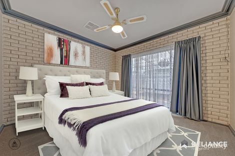 13 Springbank Way, Brookfield, VIC 3338