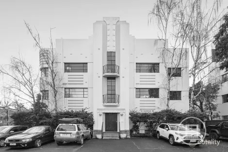 10/32 Queens Rd, Melbourne, VIC 3004