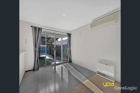 Property photo of 21 Cranbourne Place Cranbourne VIC 3977