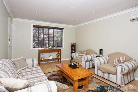 Property photo of 2/5 Kenarf Close Kingswood NSW 2747