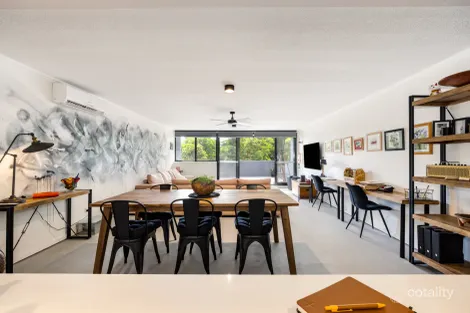 Property photo of 4/9 Rawlinson Street Murarrie QLD 4172