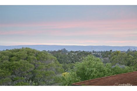Property photo of 17 Rankin Way Booragoon WA 6154