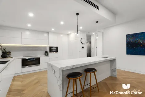 Property photo of 5 Noble Avenue Strathmore VIC 3041