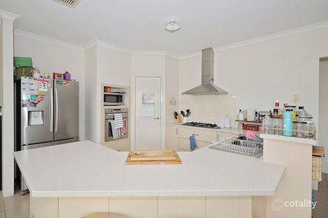 Property photo of 2 Condro Bend Sinagra WA 6065