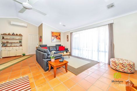 Property photo of 20 Templestowe Avenue Conder ACT 2906