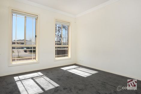 Property photo of 21 Ruby Place Werribee VIC 3030