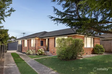 4 Gordon St, Sunbury, VIC 3429