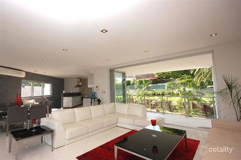 Property photo of 8 Vivyan Close Denistone NSW 2114