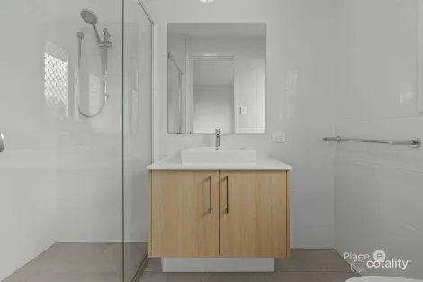 Property photo of 87 Westminster Boulevard Doolandella QLD 4077