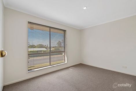 Property photo of 2 Nussey Court Mount Warren Park QLD 4207