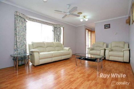 Property photo of 15 Kurrajong Court Cranbourne North VIC 3977