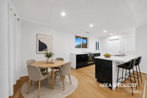 Property photo of 14 Campbell Parade Cranbourne VIC 3977