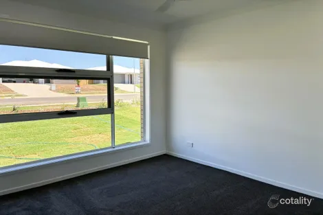 Property photo of 21 Flame Tree Road Cotswold Hills QLD 4350