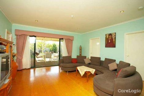 Property photo of 22 Scott Grove Kingsbury VIC 3083
