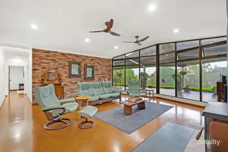 Property photo of 11 Andrews Road Barrine QLD 4872
