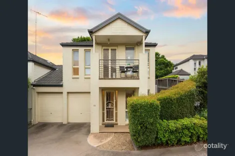 Property photo of 32 Eucalyptus Court Picnic Point NSW 2213