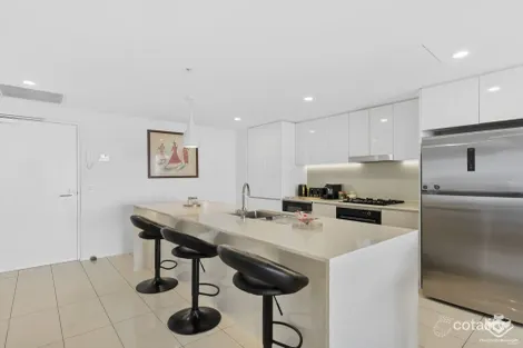 Property photo of 902/388 Marine Parade Labrador QLD 4215