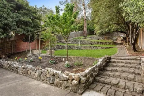 Property photo of 39 Bannerman Avenue Greensborough VIC 3088
