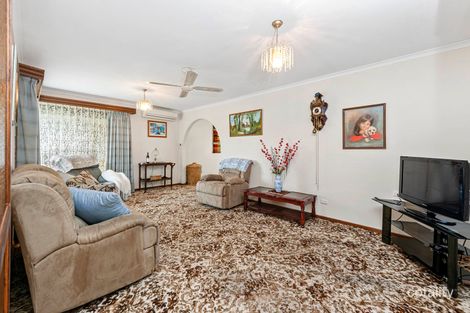 Property photo of 52 Webbcona Parade Wendouree VIC 3355