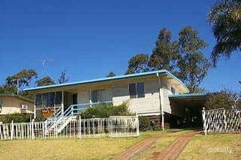 8 Fair St, Rockville, QLD 4350