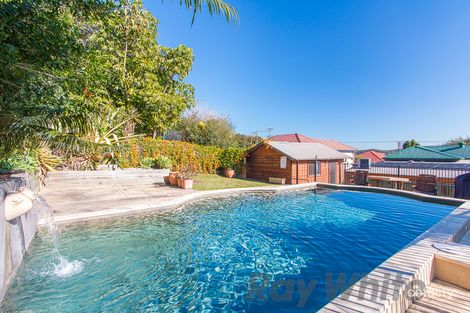 Property photo of 14 Davis Street Speers Point NSW 2284
