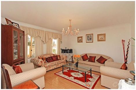 Property photo of 64 Osborne Place Stirling WA 6021