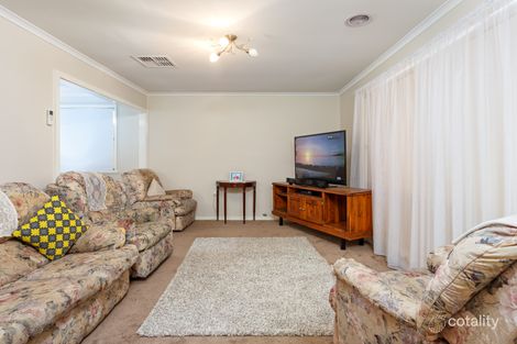 Property photo of 11 Pinaroo Drive Glenfield Park NSW 2650