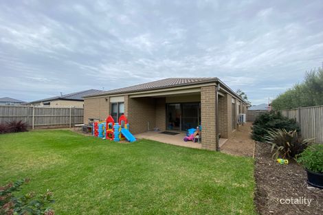 Property photo of 18 Solstice Street Mount Duneed VIC 3217